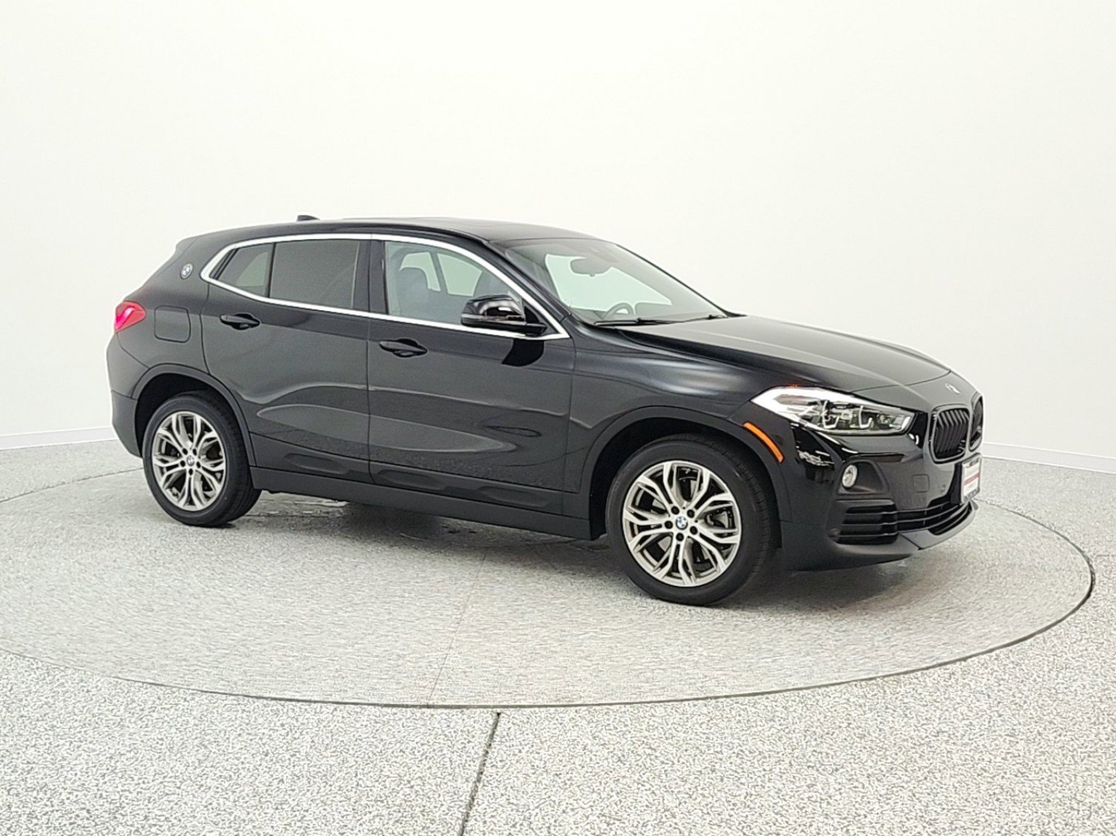 Used 2019 BMW X2 sDrive28i w/ Convenience Package image 3