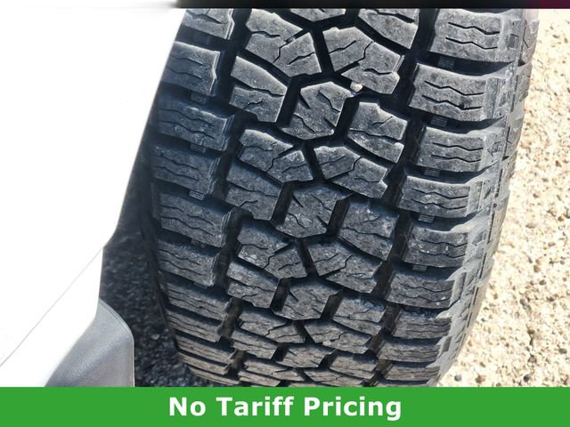 Used 2018 Nissan Titan SV w/ SV Convenience Package image 9