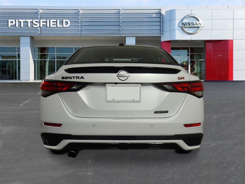 New 2025 Nissan Sentra SR w/ Midnight Edition image 4