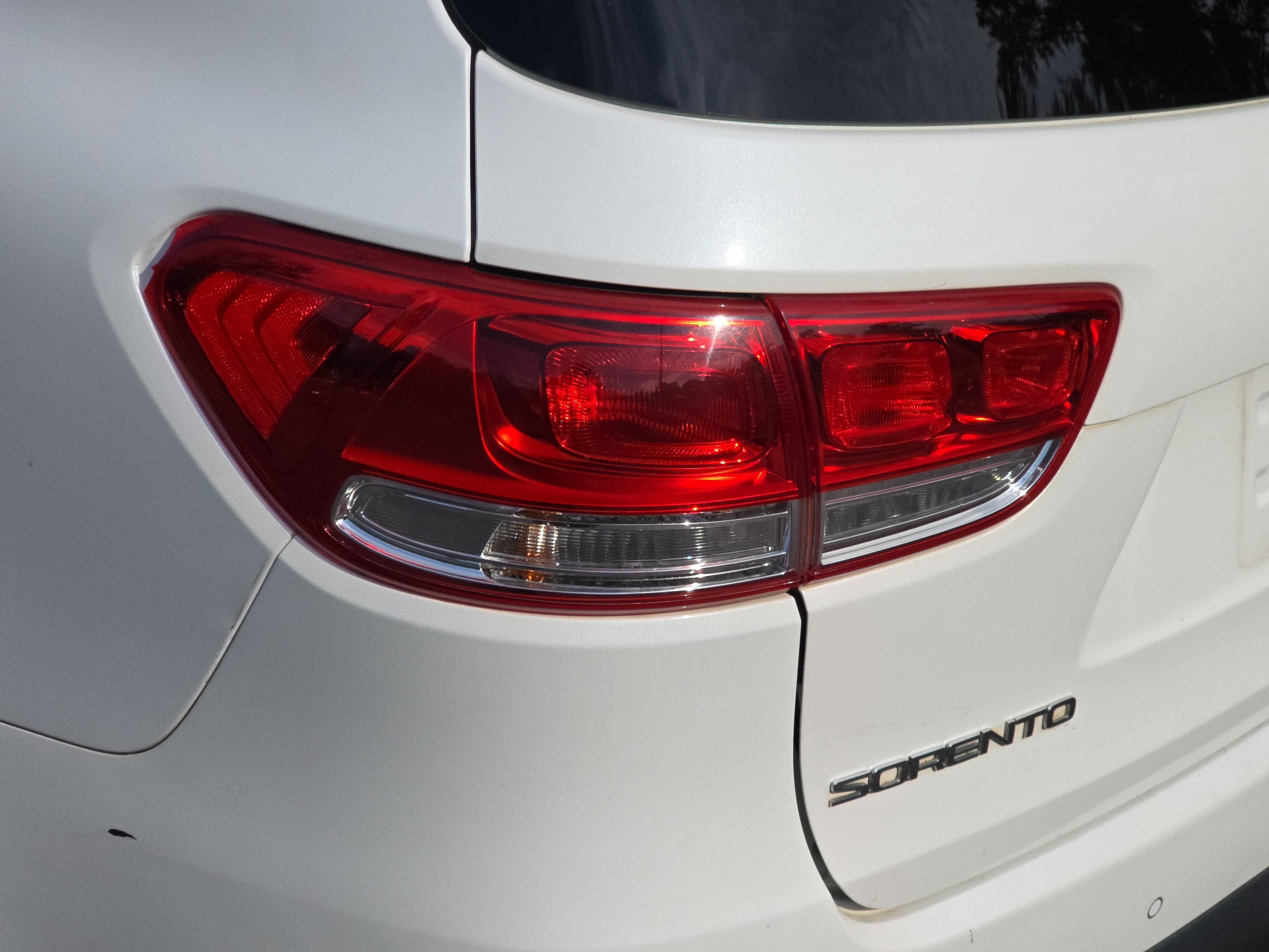 Used 2016 Kia Sorento EX AWD/4WD image 33