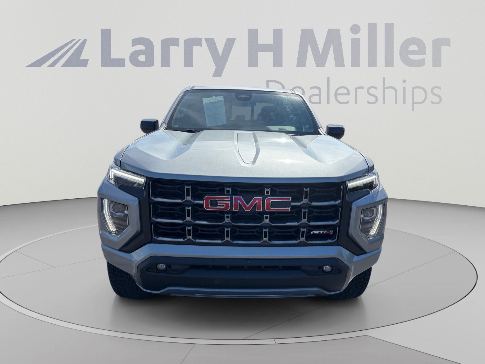 Used 2023 GMC Canyon AT4 w/ LPO, Skid Plate Package AWD/4WD image 8