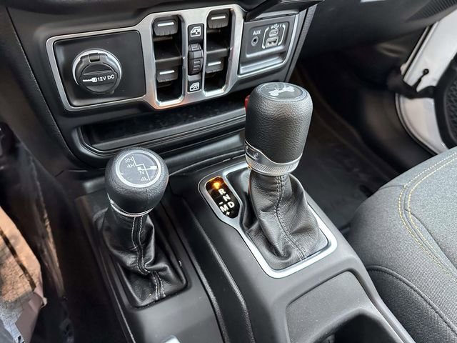 Certified 2025 Jeep Wrangler Sport S image 34