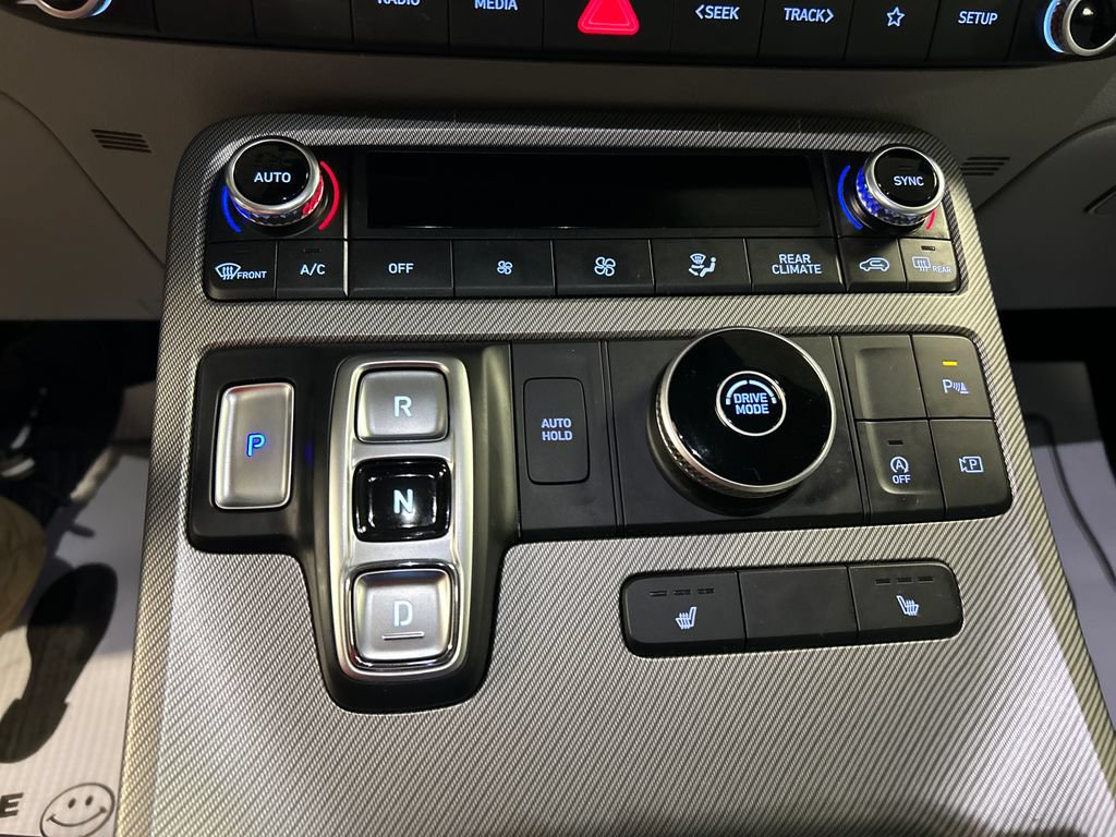 Used 2024 Hyundai Palisade SEL FWD image 17