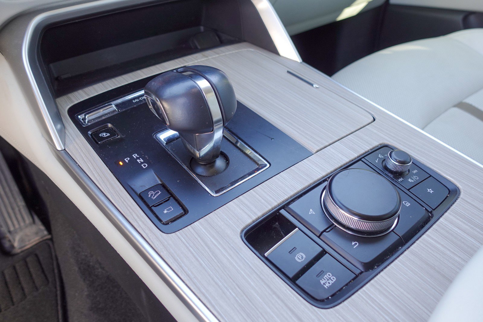 Certified 2024 MAZDA CX-90 Plug-In Hybrid w/ Premium Plus image 21