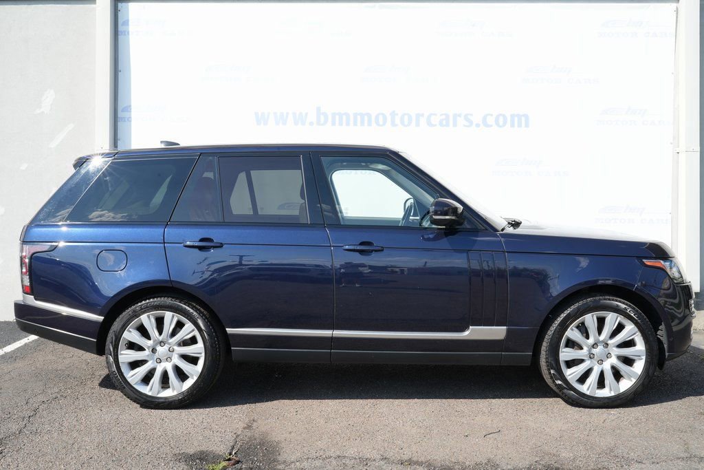 Used 2017 Land Rover Range Rover Supercharged image 7