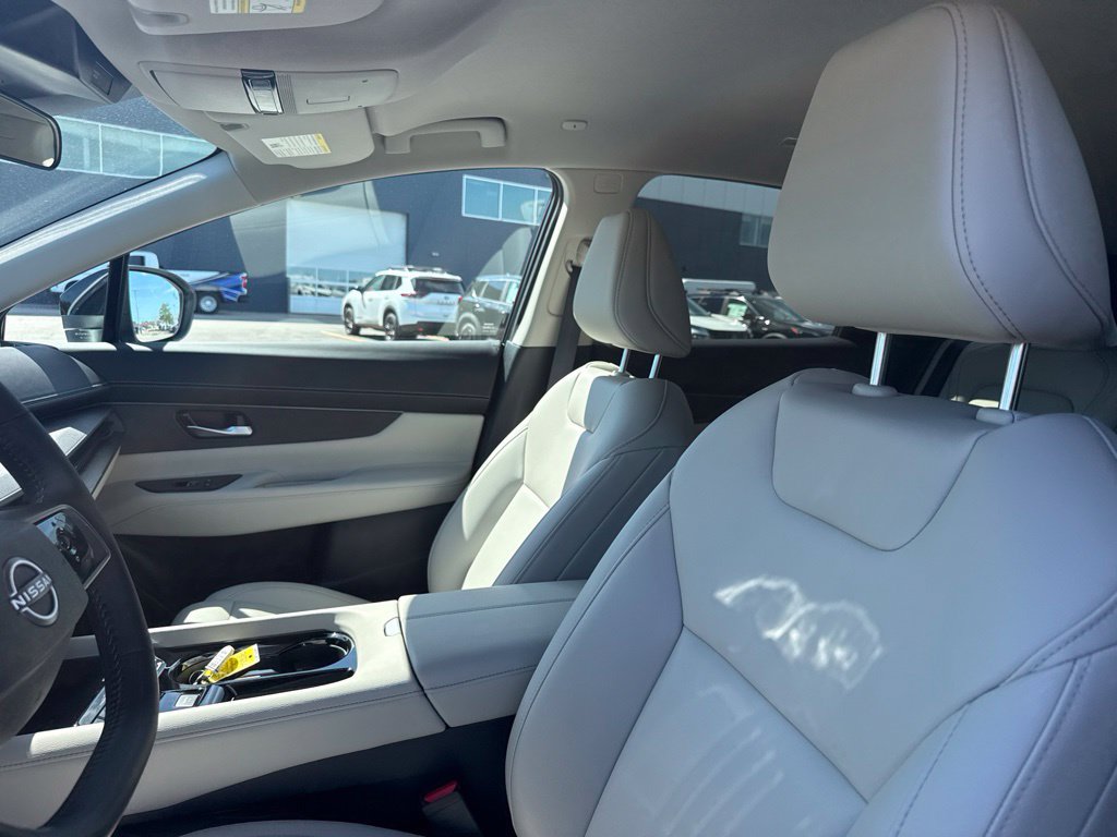 Certified 2025 Nissan Murano SV AWD/4WD image 21