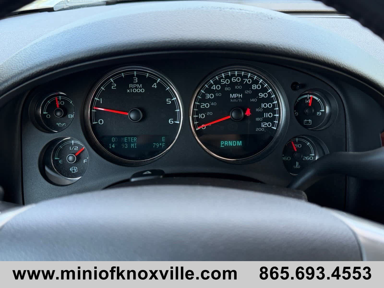 Used 2013 Chevrolet Tahoe LTZ AWD/4WD image 27