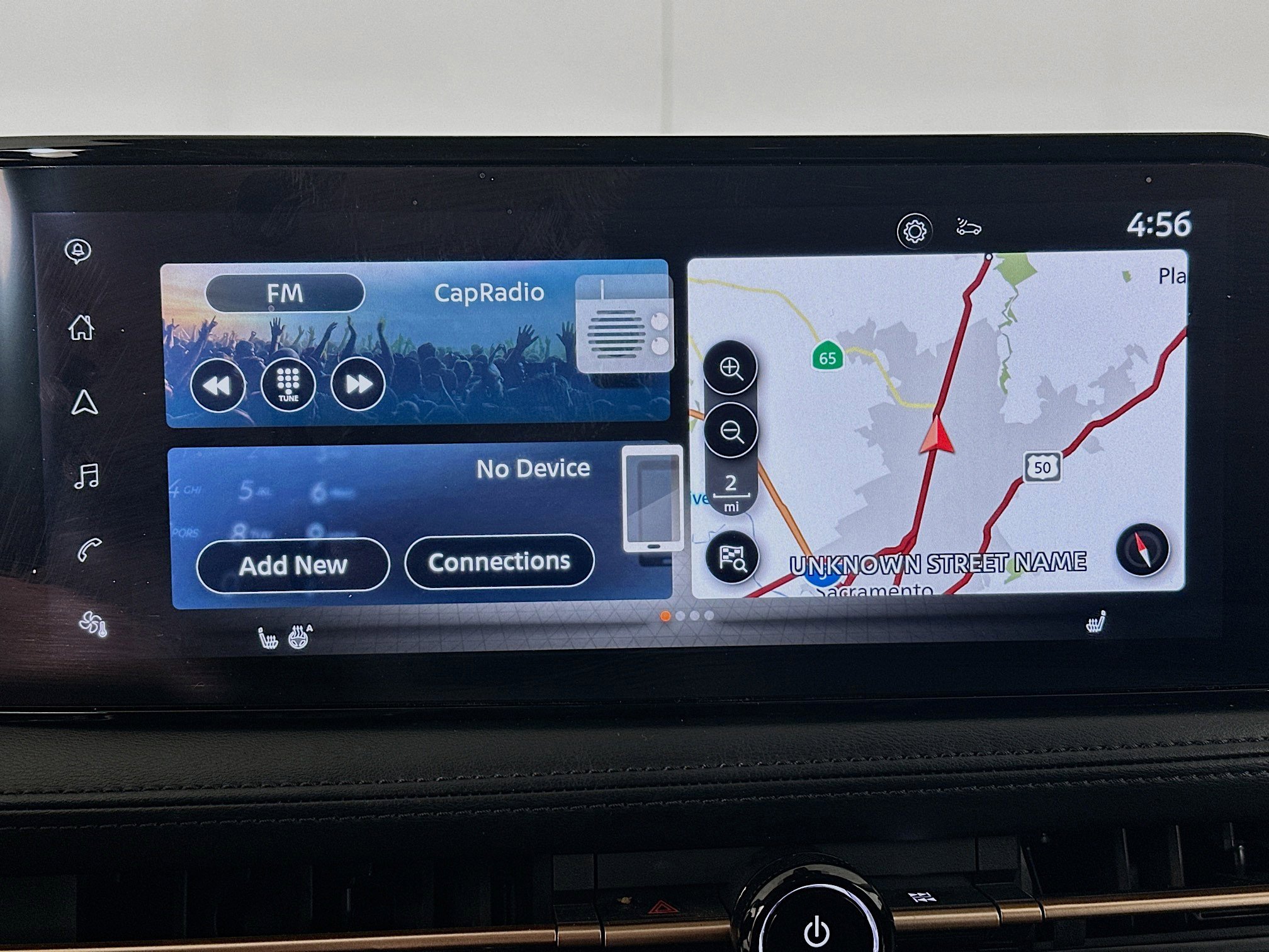 Used 2023 Nissan Ariya FWD image 21