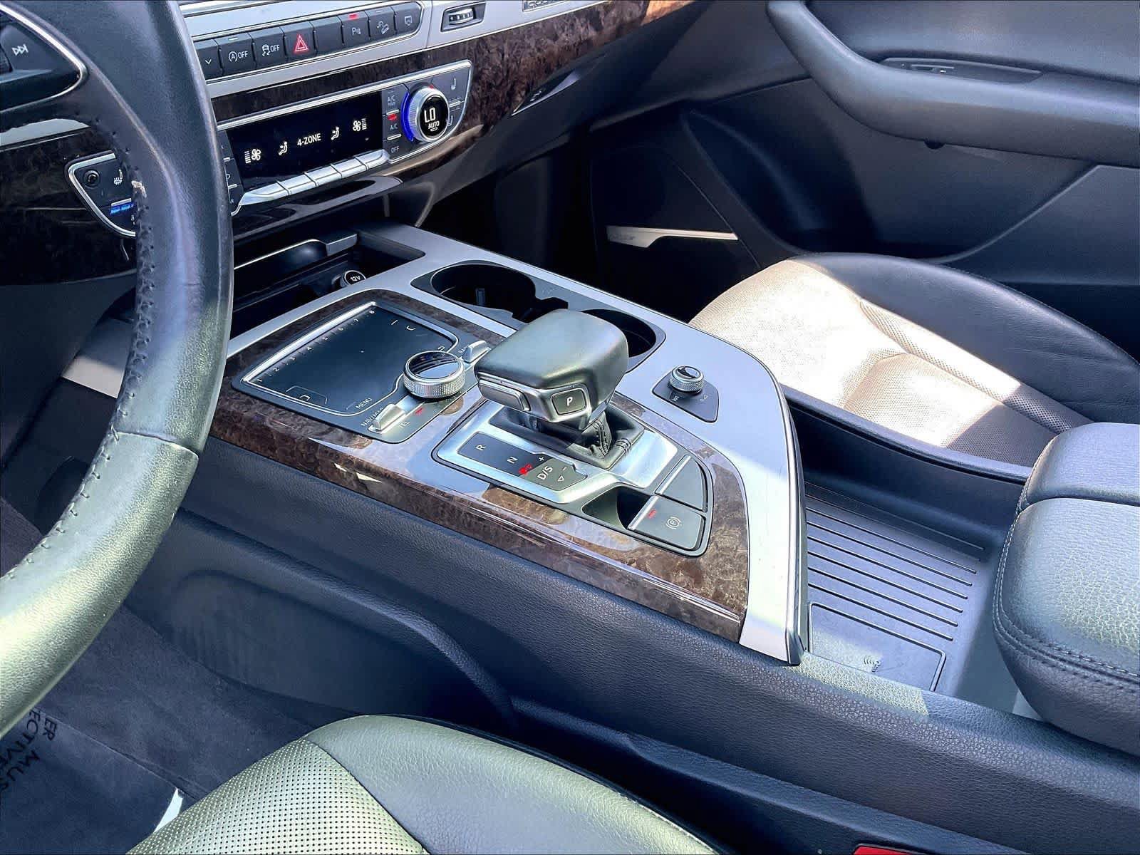 Used 2019 Audi Q7 2.0T Premium Plus w/ Premium Plus Package AWD/4WD image 20