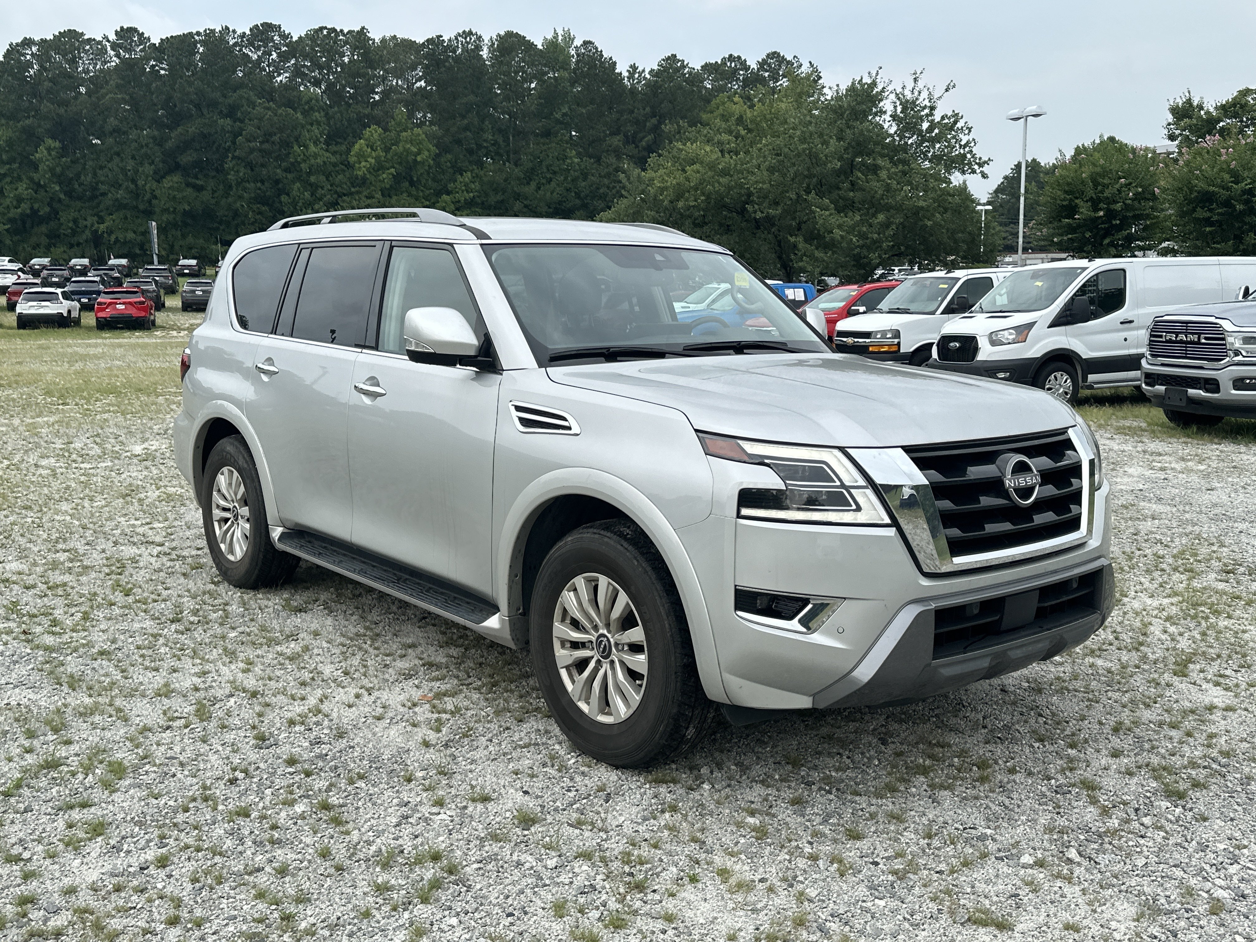 Certified 2023 Nissan Armada SV w/ Cargo Package AWD/4WD image 3