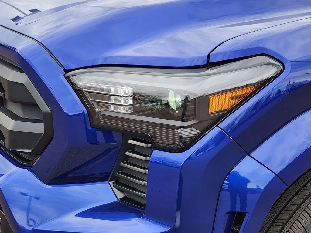 Used 2025 Toyota Tacoma SR5 image 8