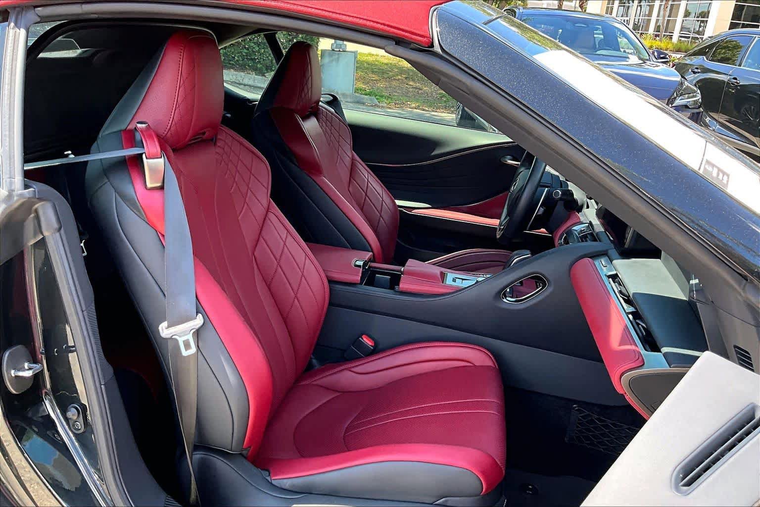 Used 2024 Lexus LC 500 Convertible RWD image 9