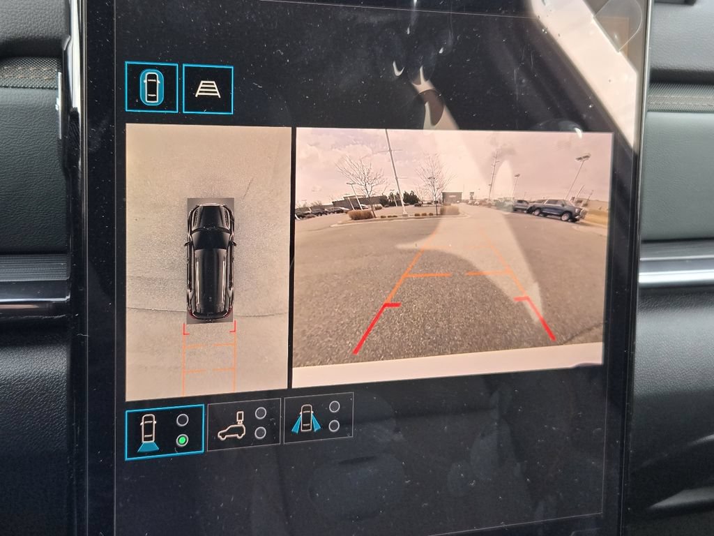 New 2026 GMC Terrain AT4 w/ Technology Package II AWD/4WD image 23