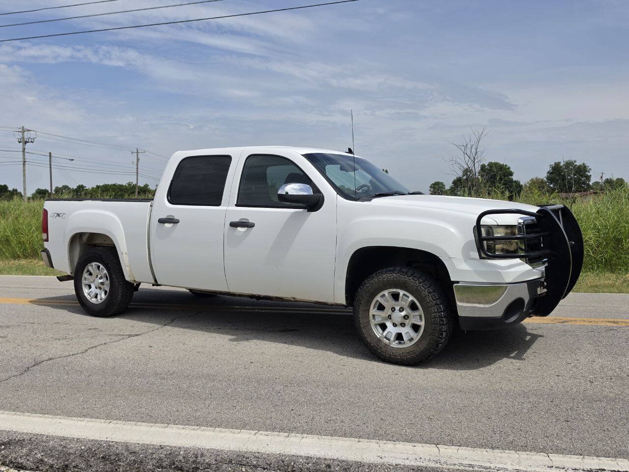 Used 2008 GMC Sierra 1500 SLE w/ Power Pack Plus AWD/4WD image 1