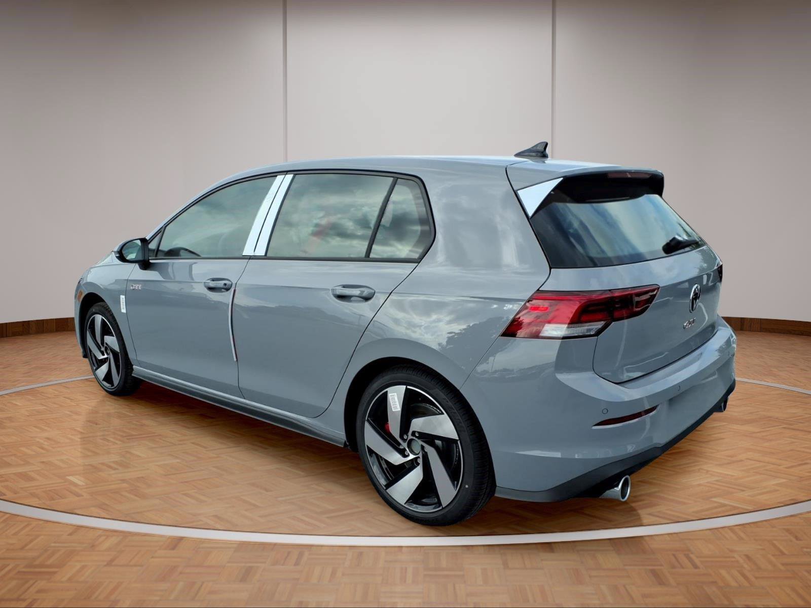 New 2026 Volkswagen Golf S FWD image 4
