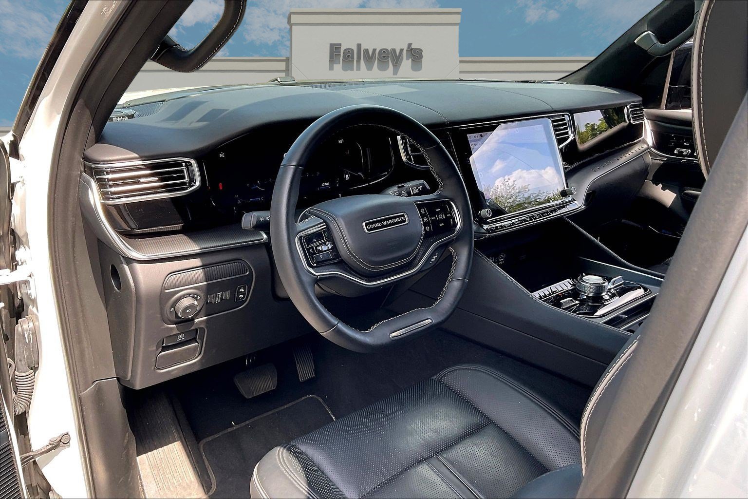 Certified 2025 Jeep Grand Wagoneer Series II Obsidian w/ Quick Order Packagew 28T AWD/4WD image 13
