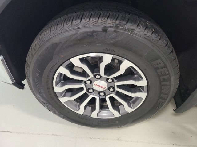 Used 2019 GMC Sierra 1500 SLE w/ SLE Value Package AWD/4WD image 40