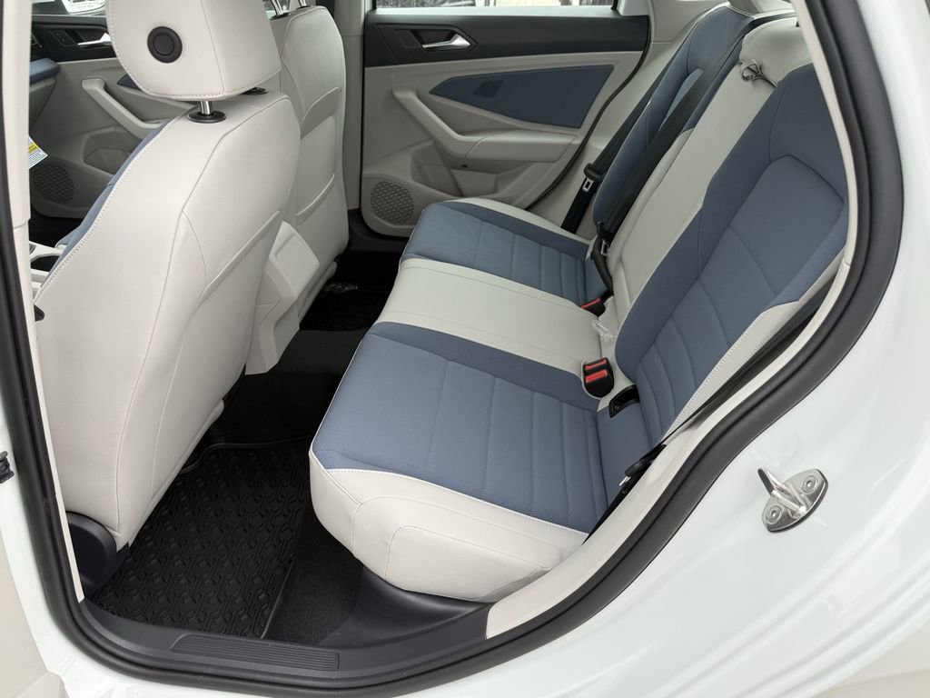 New 2026 Volkswagen Jetta SE image 24