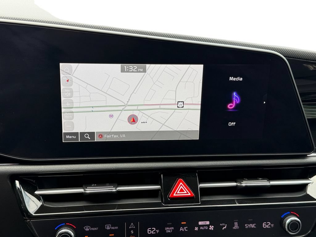 Certified 2025 Kia Niro Wind FWD image 22