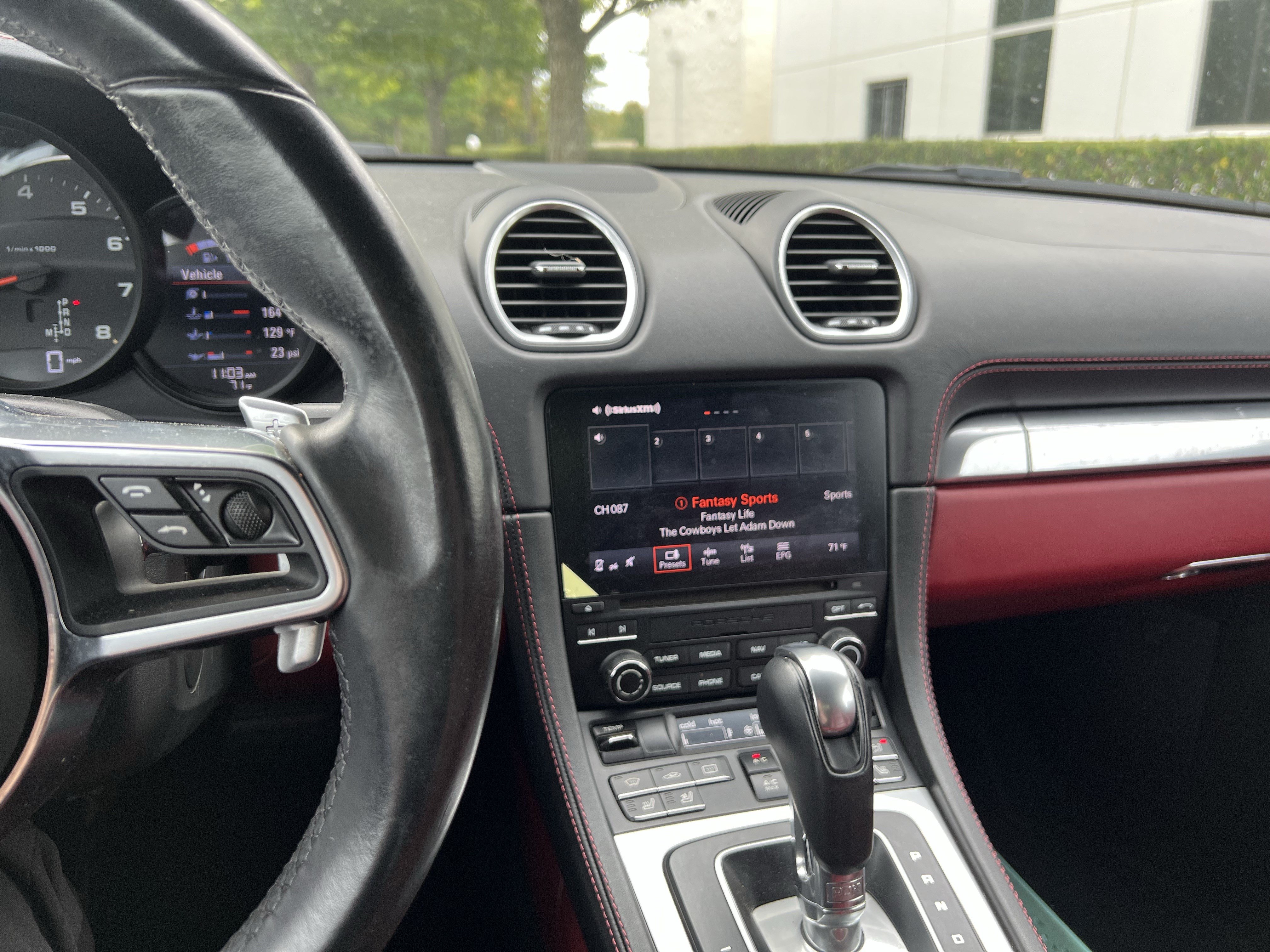 Used 2017 Porsche 718 Boxster RWD image 32