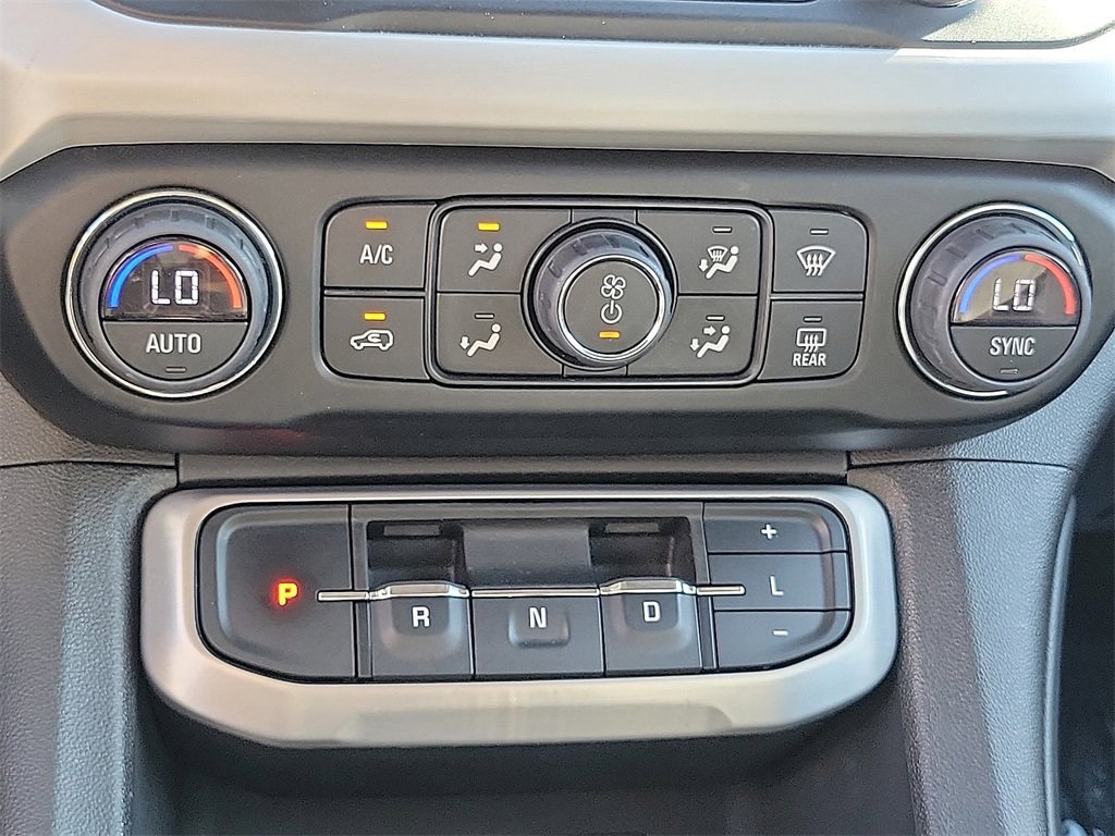 Used 2023 GMC Acadia SLT image 9