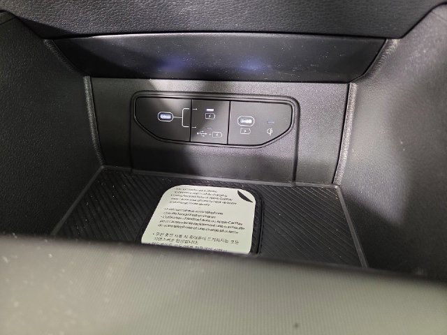 Certified 2026 Kia Sportage EX FWD image 27