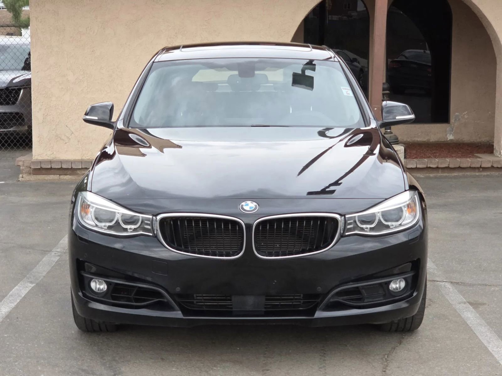 Used 2014 BMW 335i Gran Turismo xDrive image 2