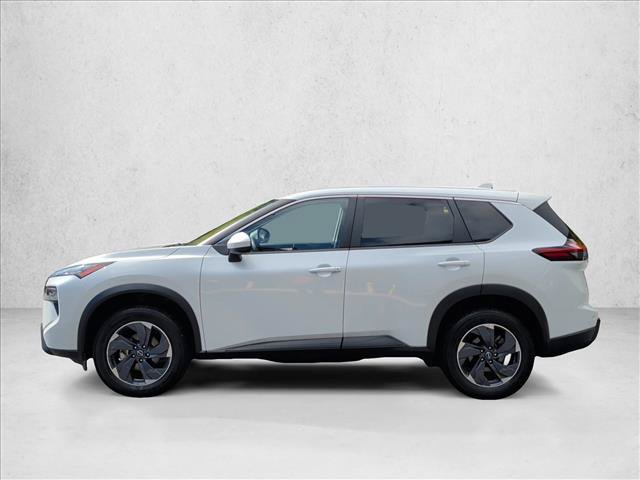Used 2024 Nissan Rogue SV AWD/4WD image 8