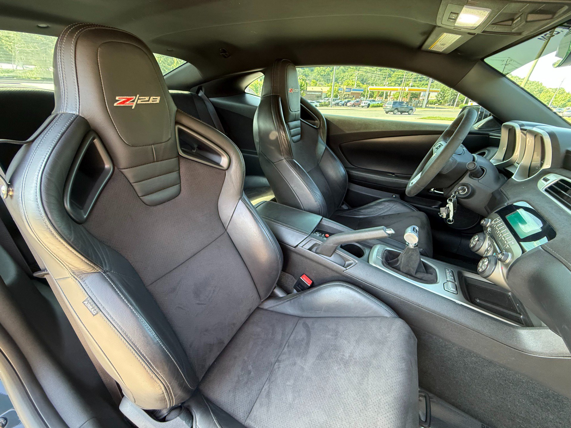Used 2015 Chevrolet Camaro Z/28 RWD image 20