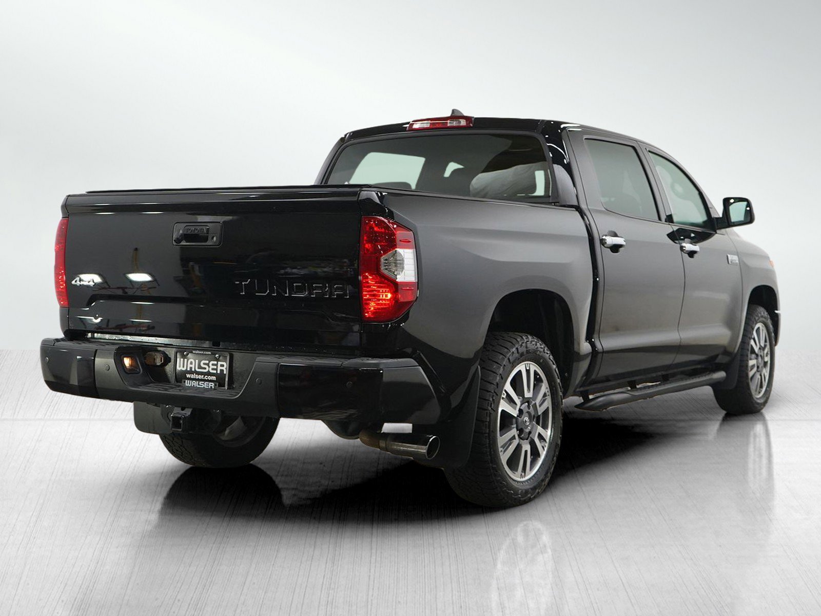 Used 2021 Toyota Tundra Platinum AWD/4WD image 5