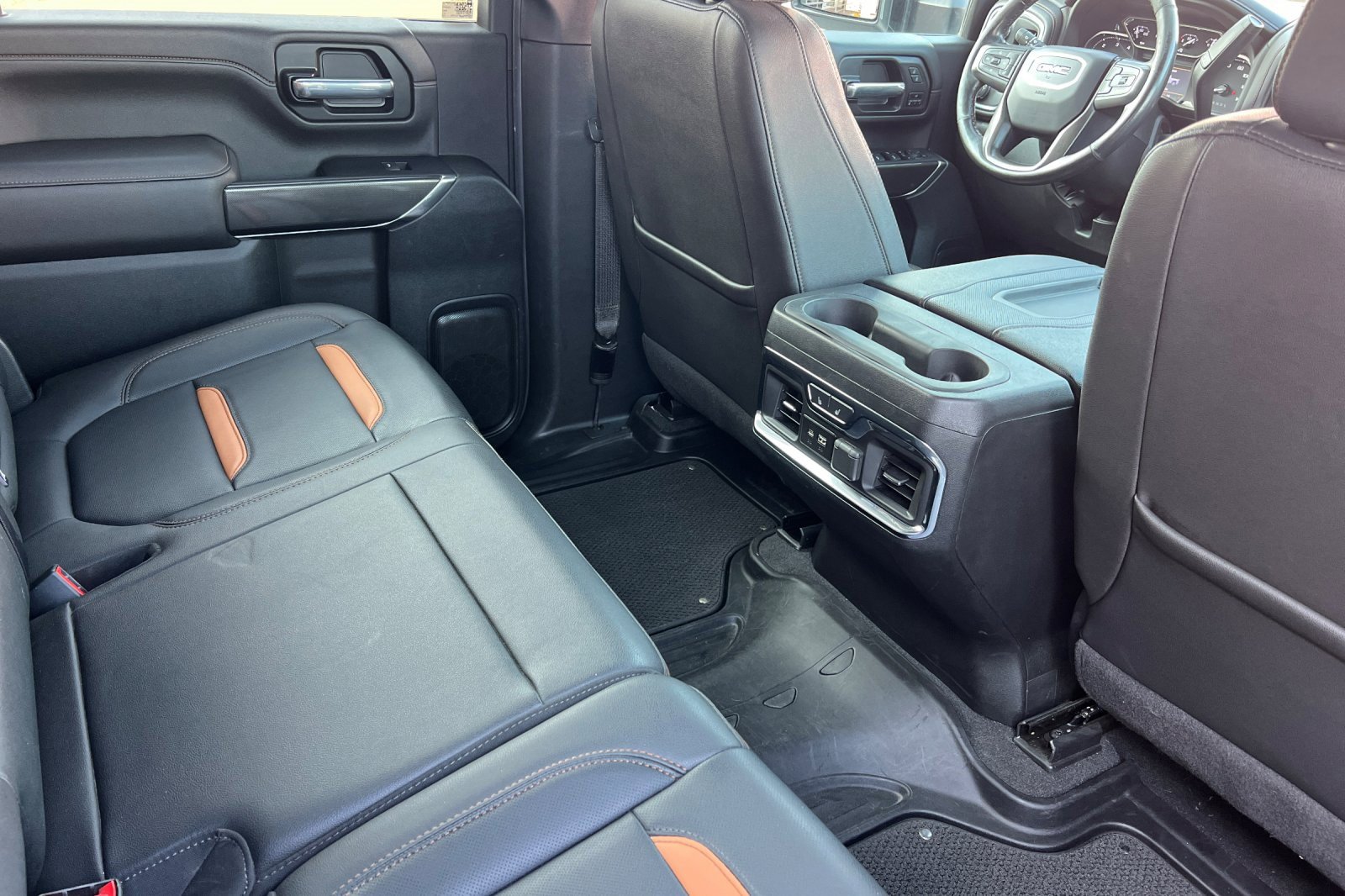 Used 2021 GMC Sierra 2500 AT4 w/ Gooseneck/5TH Wheel Package image 19