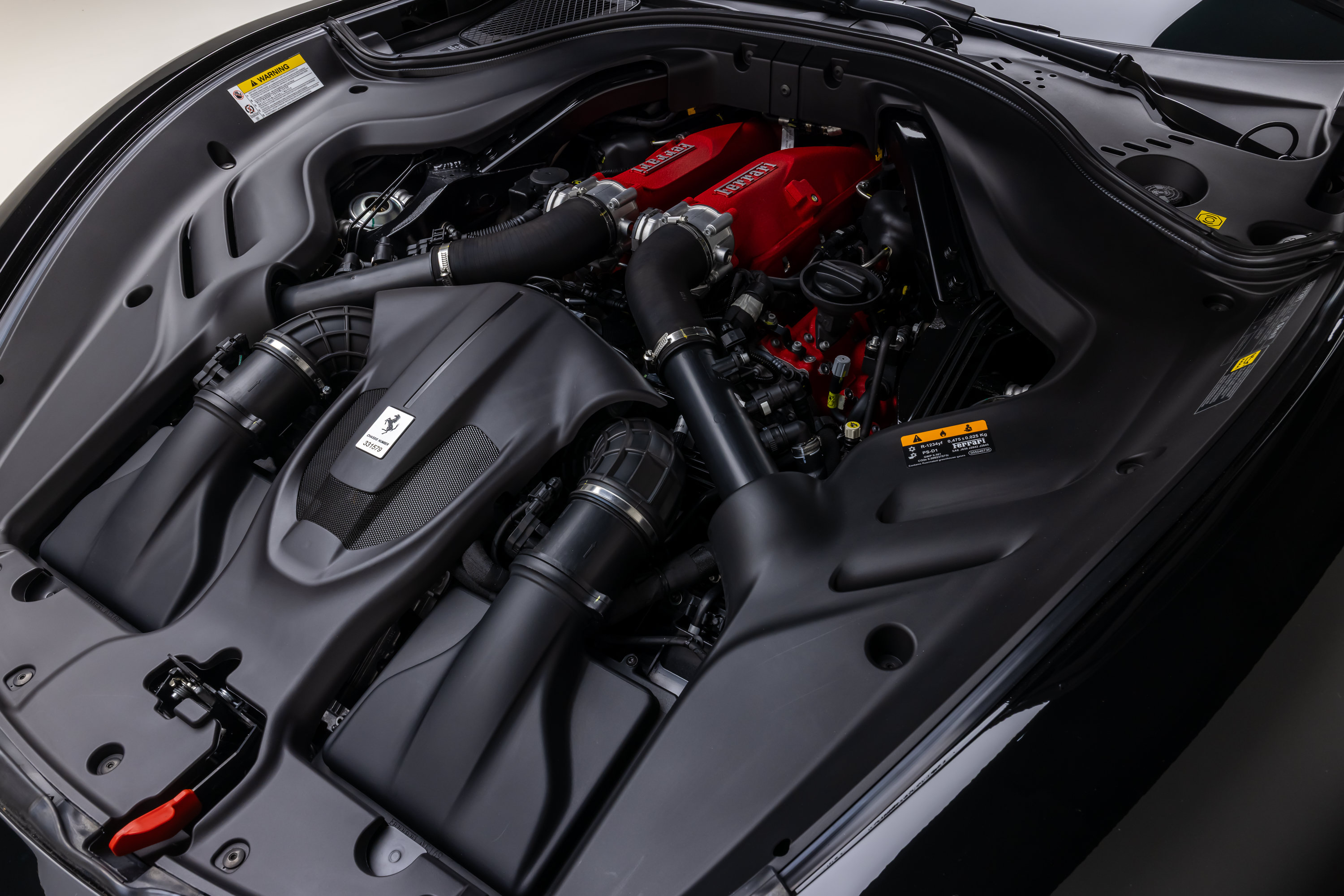 Used 2026 Ferrari Roma Spider RWD image 26