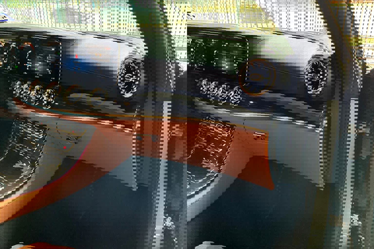 Used 2023 Mercedes-Benz E 450 Cabriolet image 17