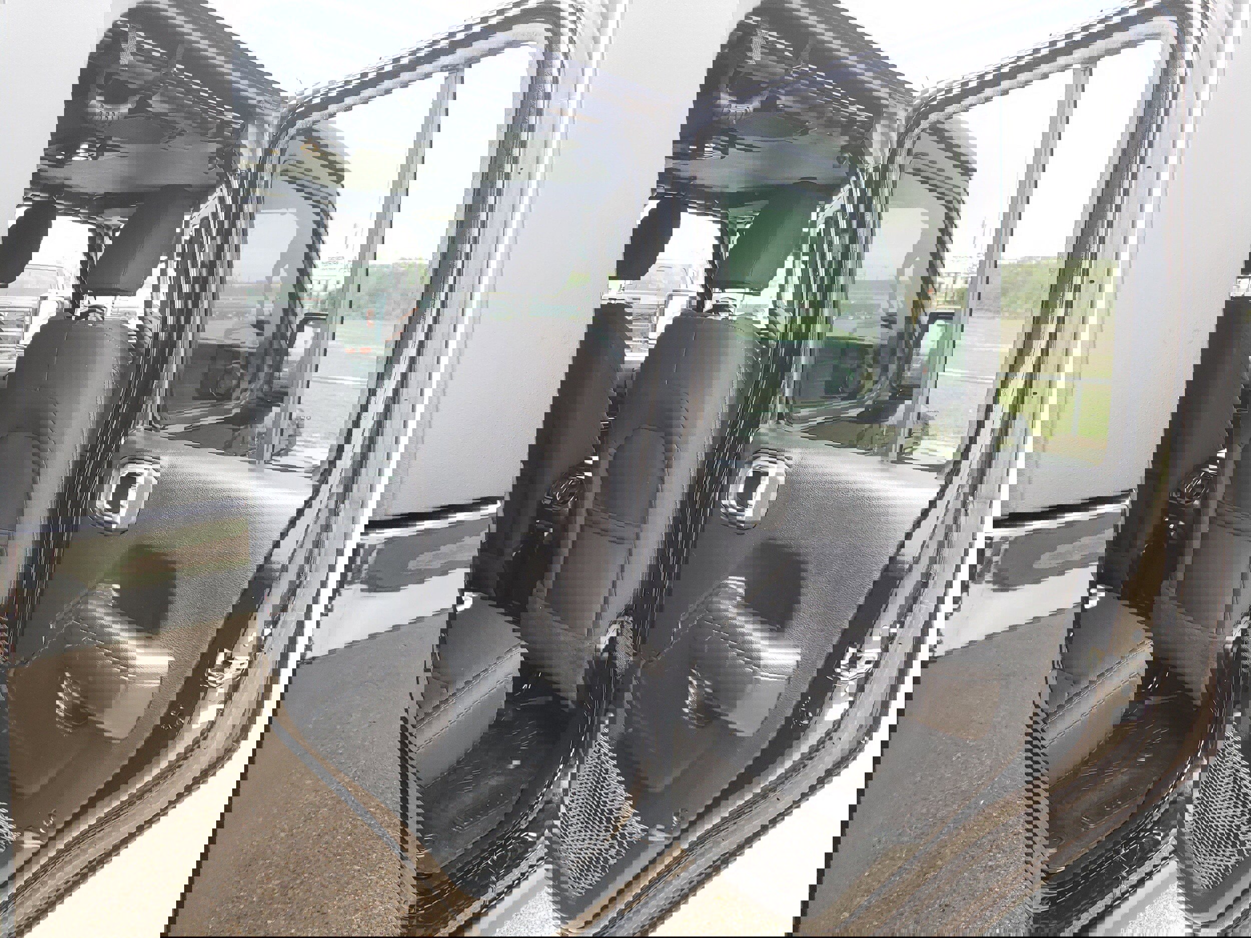 Used 2021 Jeep Gladiator Sport image 17