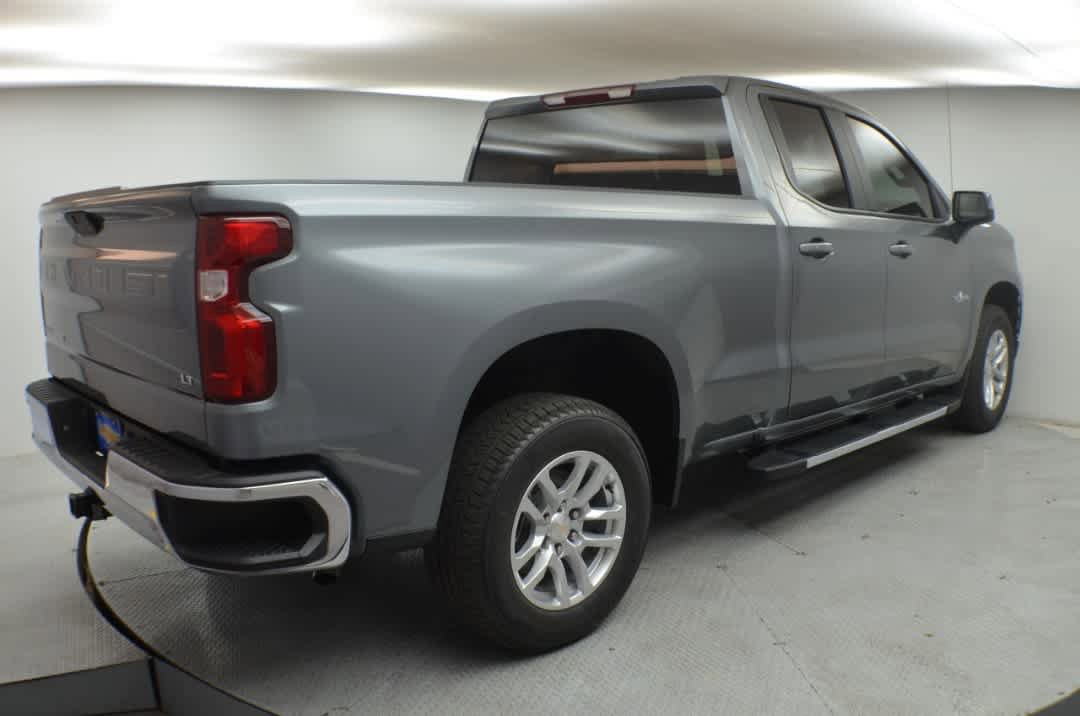 Used 2019 Chevrolet Silverado 1500 LT w/ Texas Edition RWD image 11