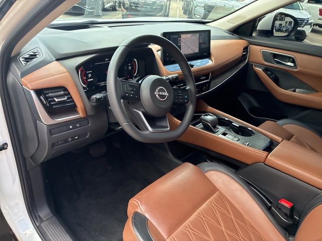 Used 2024 Nissan Rogue Platinum w/ Platinum Premium Package FWD image 18
