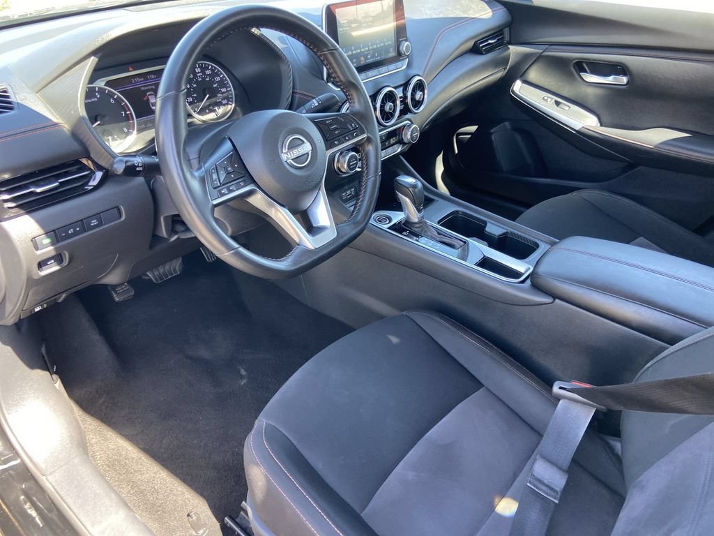 Used 2025 Nissan Sentra SR FWD image 6
