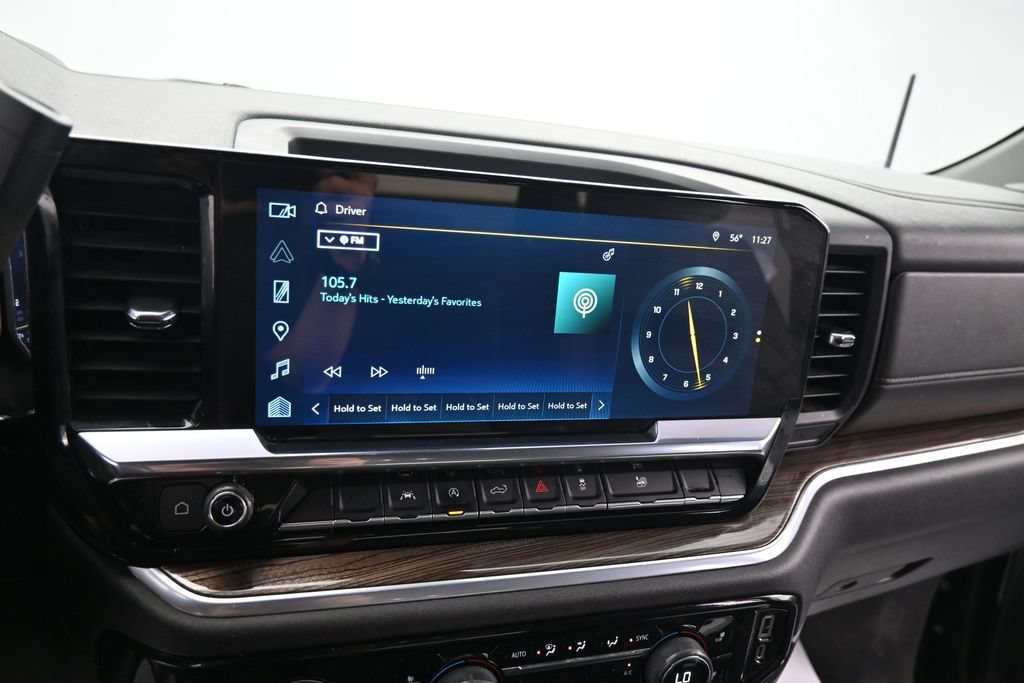 Used 2022 Chevrolet Silverado 1500 LT AWD/4WD image 21