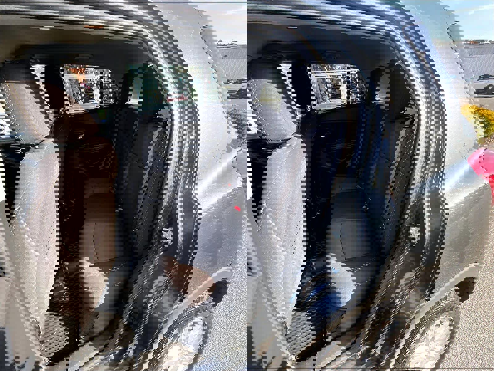 Used 2020 Chevrolet Trax LT image 15