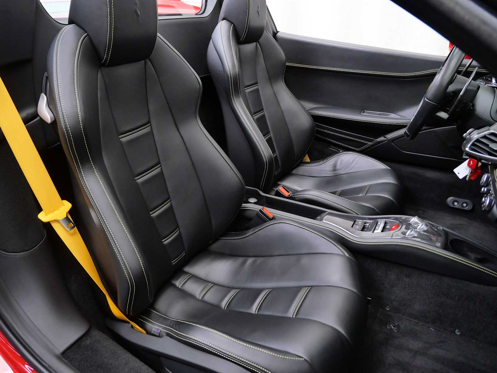 Certified 2015 Ferrari 458 Spider RWD image 16