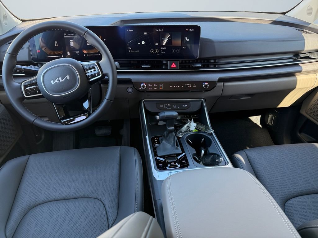 New 2026 Kia Carnival EX image 10