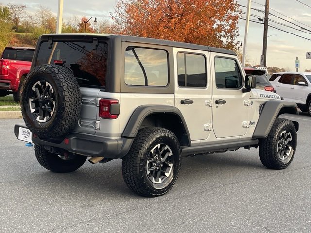 Used 2024 Jeep Wrangler Unlimited Rubicon 4xe image 17