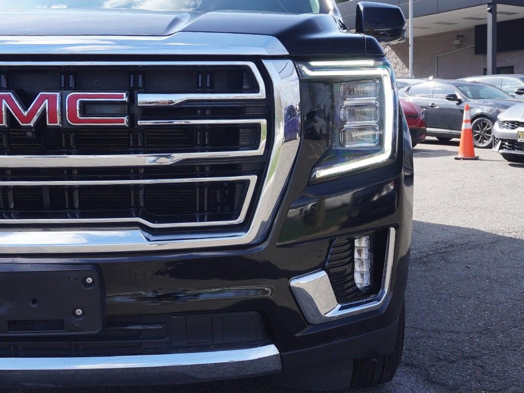 Used 2023 GMC Yukon SLT w/ SLT Premium Package image 21