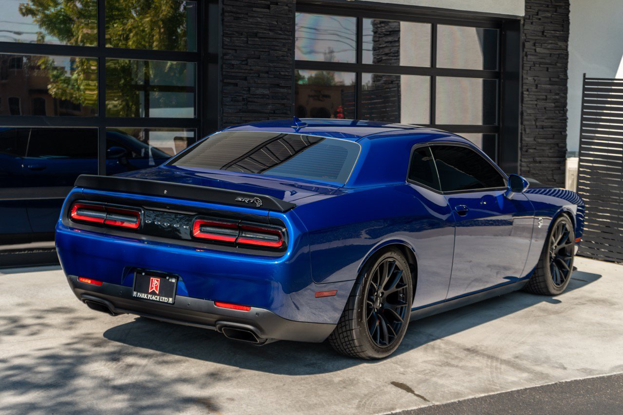 Used 2019 Dodge Challenger SRT Hellcat w/ Laguna Leather Package RWD image 11