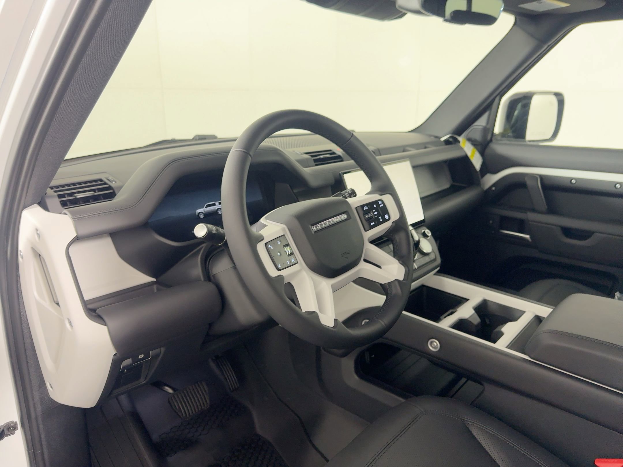 New 2026 Land Rover Defender 110 S AWD/4WD image 4