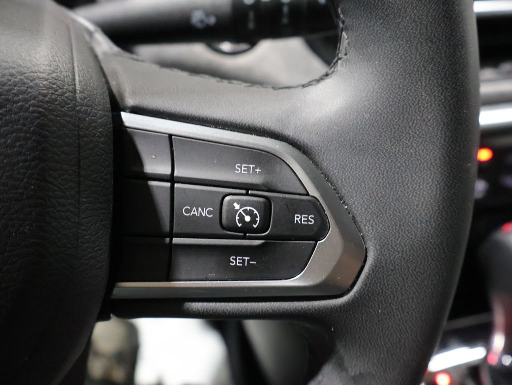 Used 2024 Jeep Compass Latitude AWD/4WD image 33