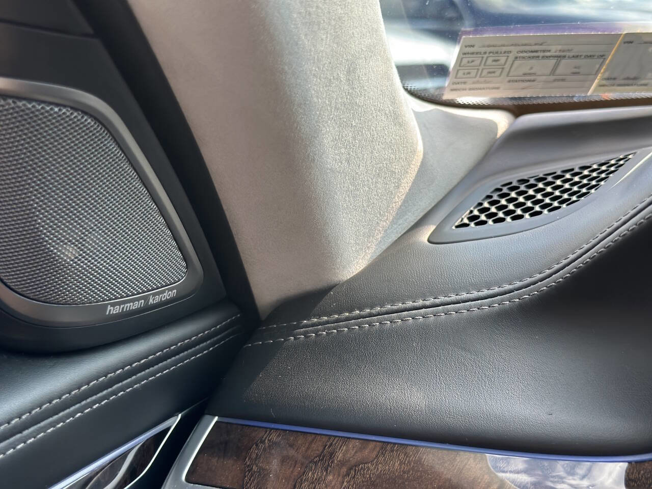 Used 2020 BMW M760i xDrive image 49