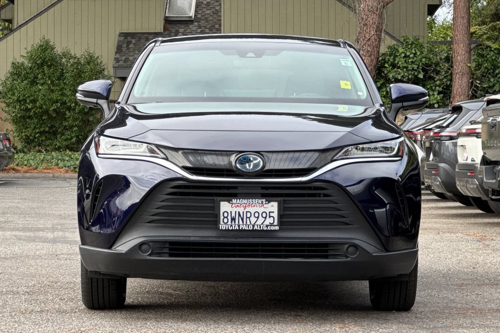 Certified 2021 Toyota Venza LE AWD/4WD image 8