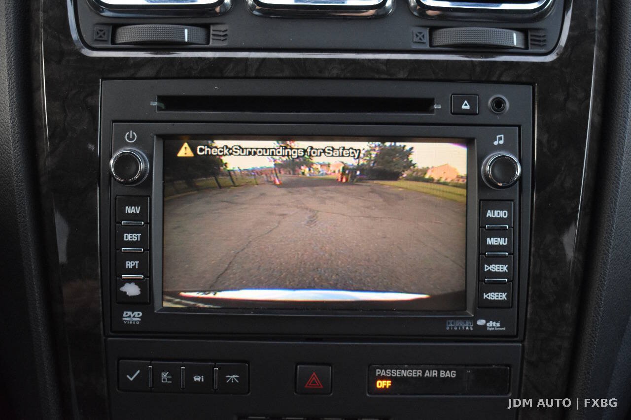 Used 2011 GMC Acadia Denali AWD/4WD image 26