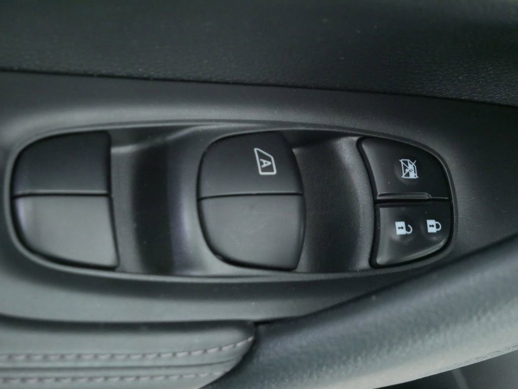 Used 2020 Nissan Rogue SL w/ Premium Package AWD/4WD image 21